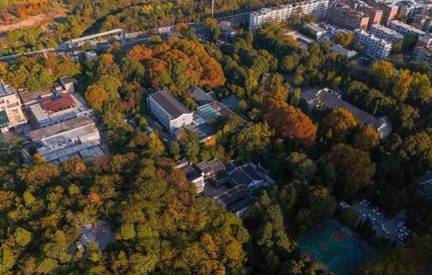 贵州大学研究生院