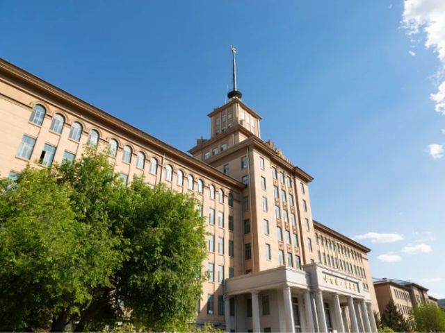 哈尔滨工业大学机电工程学院